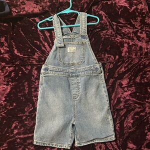 Kids clothes